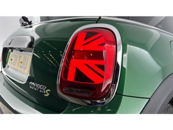 MINI Hatchback 135kW Cooper S Level 2 33kWh 3dr Auto Electric Hatchback