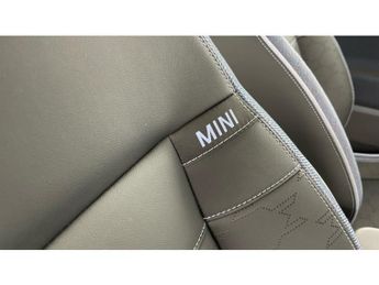 MINI Cooper 135kW E Classic [Level 1] 41kWh 3dr Auto Electric Hatchback