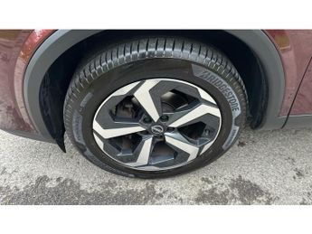 Nissan Qashqai 1.5 E-Power N-Connecta [Glass Roof] 5dr Auto Hybrid Hatchback