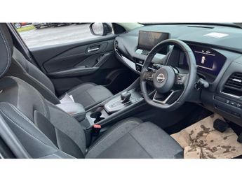 Nissan Qashqai 1.3 DiG-T MH 158 N-Connecta 5dr Xtronic Petrol Hatchback