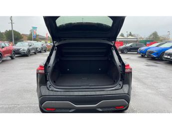 Nissan Qashqai 1.3 DiG-T MH 158 N-Connecta 5dr Xtronic Petrol Hatchback