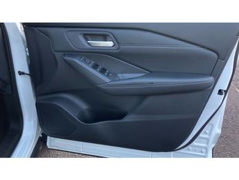 Nissan Qashqai 1.3 DiG-T MH 158 Acenta Premium 5dr Xtronic Petrol Hatchback