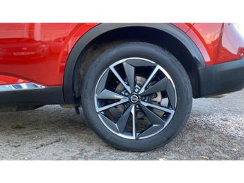 Nissan Qashqai 1.3 DiG-T MH 158 Tekna 5dr Xtronic Petrol Hatchback