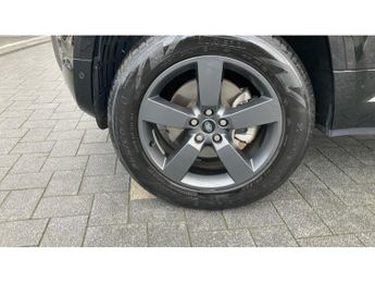 Land Rover Defender 2.0 P300 X-Dynamic HSE 110 5dr Auto Petrol Estate