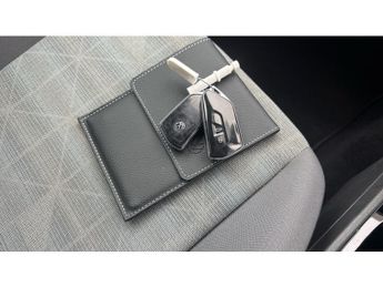 Volkswagen ID.3 150kW Life Pro Performance 58kWh 5dr Auto Electric Hatchback