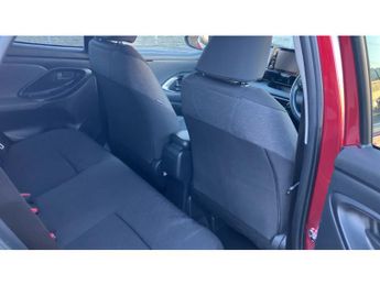 Toyota Yaris 1.5 Hybrid Design 5dr CVT Hybrid Hatchback