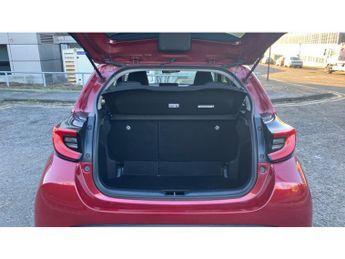 Toyota Yaris 1.5 Hybrid Design 5dr CVT Hybrid Hatchback