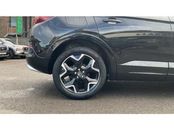 Vauxhall Grandland 1.5 Turbo D Ultimate 5dr Auto Diesel Hatchback