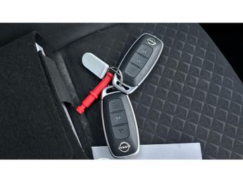 Nissan Juke 1.0 DiG-T 114 N-Connecta 5dr DCT Petrol Hatchback