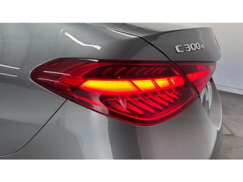 Mercedes-Benz C-Class C300e AMG Line Premium Plus 4dr 9G-Tronic Saloon