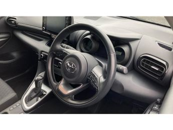 Toyota Yaris 1.5 Hybrid Design 5dr CVT Hybrid Hatchback