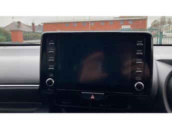 Toyota Yaris 1.5 Hybrid Design 5dr CVT Hybrid Hatchback