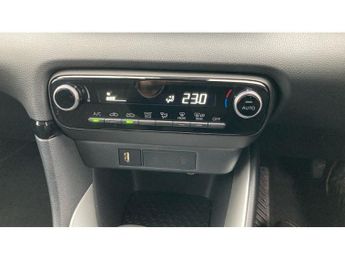 Toyota Yaris 1.5 Hybrid Design 5dr CVT Hybrid Hatchback