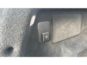 Land Rover Range Rover Evoque 1.5 P300e R-Dynamic HSE 5dr Auto Hatchback