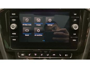 Volkswagen Passat 2.0 TDI SCR 190 R-Line 5dr DSG [Pan Rf] [7 Speed] Diesel Estate