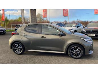 Toyota Yaris 1.5 Hybrid Design 5dr CVT Hybrid Hatchback