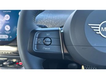 MINI Cooper 135kW E Exclusive [Level 2] 41kWh 3dr Auto Electric Hatchback