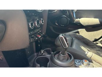 MINI Hatchback 2.0 Cooper S Sport II 5dr Auto [Comfort Pack] Petrol Hatchback