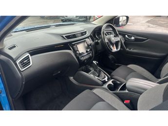 Nissan Qashqai 1.3 DiG-T 160 N-Connecta 5dr DCT [Glass Roof Pack] Petrol Hatchb