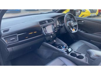 Nissan LEAF 110kW N-Connecta 39kWh 5dr Auto Electric Hatchback