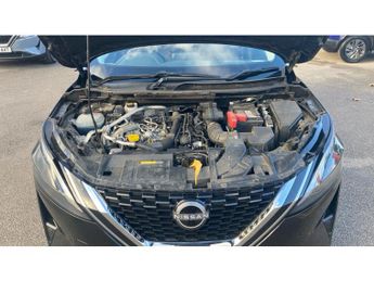 Nissan Qashqai 1.3 DiG-T MH 158 Acenta Premium 5dr Xtronic Petrol Hatchback