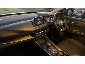 Nissan Qashqai 1.3 DiG-T MH 158 Acenta Premium 5dr Xtronic Petrol Hatchback