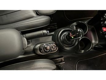 MINI Hatchback 1.5 Cooper Exclusive 5dr Auto Petrol Hatchback