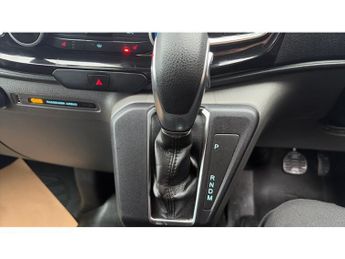 Ford Transit Custom 320 L2 Diesel Fwd 2.0 EcoBlue 170ps Low Roof Limited Van Auto