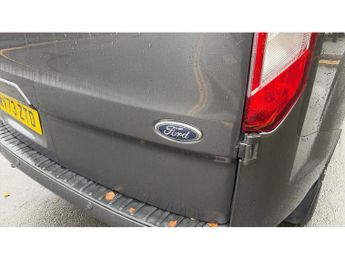 Ford Transit Custom 320 L2 Diesel Fwd 2.0 EcoBlue 170ps Low Roof Limited Van Auto