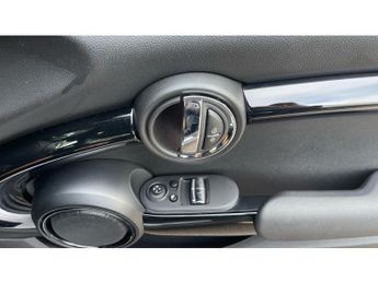 MINI Hatchback 135kW Cooper S Level 3 33kWh 3dr Auto Electric Hatchback