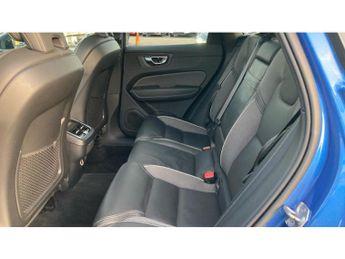 Volvo XC60 2.0 B4D R DESIGN Pro 5dr AWD Geartronic Diesel Estate