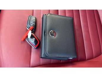 MG HS 1.5 T-GDI PHEV Exclusive 5dr Auto Hatchback