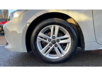 Toyota Corolla 1.8 VVT-i Hybrid Icon 5dr CVT Hybrid Hatchback