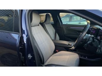 Renault Megane E-Tech EV60 160kW Techno 60kWh Optimum Charge 5dr Auto Electric Hatchba