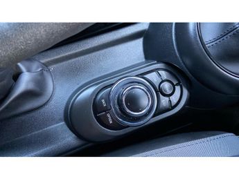 MINI Hatchback 1.5 Cooper Sport 3dr Auto Petrol Hatchback