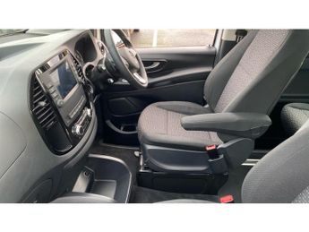 Mercedes-Benz Vito ELr Tourer L3 Electric Fwd 150kW 100kWh Premium 9-Seater Auto