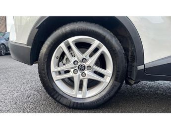 Toyota C-HR 1.8 Hybrid Icon 5dr CVT Hybrid Hatchback