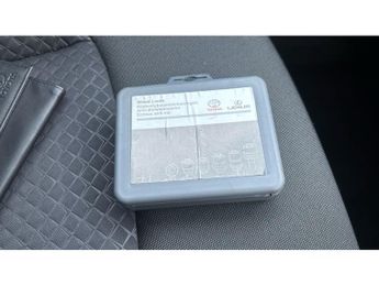 Toyota C-HR 1.8 Hybrid Icon 5dr CVT Hybrid Hatchback