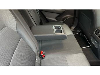 Nissan Qashqai 1.3 DiG-T MH 158 N-Connecta 5dr Xtronic Petrol Hatchback