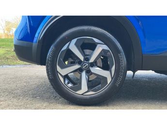 Nissan Qashqai 1.3 DiG-T MH 158 N-Connecta 5dr Xtronic Petrol Hatchback