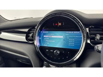 MINI Hatchback 135kW Cooper S Level 2 33kWh 3dr Auto Electric Hatchback