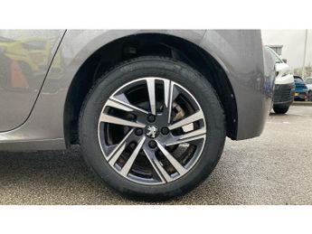 Peugeot 208 1.2 PureTech 100 Allure Premium + 5dr EAT8 Petrol Hatchback