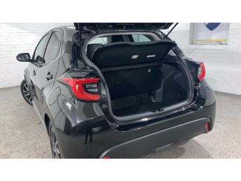 Toyota Yaris 1.5 Hybrid Design 5dr CVT Hybrid Hatchback