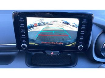 Toyota Yaris 1.5 Hybrid Design 5dr CVT Hybrid Hatchback