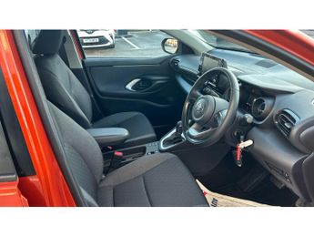 Toyota Yaris 1.5 Hybrid Design 5dr CVT Hybrid Hatchback