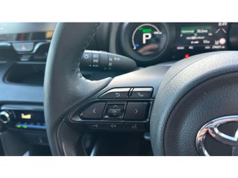Toyota Yaris 1.5 Hybrid Design 5dr CVT Hybrid Hatchback