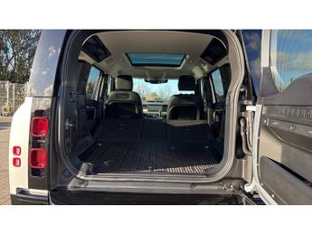 Land Rover Defender 3.0 D250 X-Dynamic S 110 5dr Auto Diesel Estate