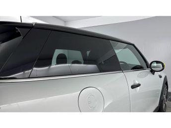 MINI Hatchback 135kW Cooper S Level 2 33kWh 3dr Auto Electric Hatchback