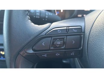 Toyota Yaris 1.5 Hybrid Design 5dr CVT Hybrid Hatchback