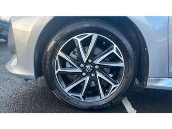 Toyota Yaris 1.5 Hybrid Design 5dr CVT Hybrid Hatchback